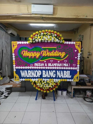 Papan Bunga di Jatirasa